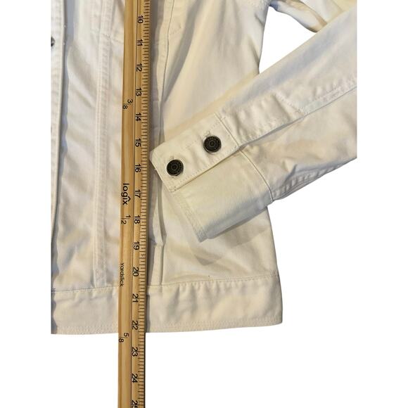 EUC Eddie Bauer White Denim Jacket Size M ClassicLayering Minimalist Y2KStyle - Picture 4 of 5
